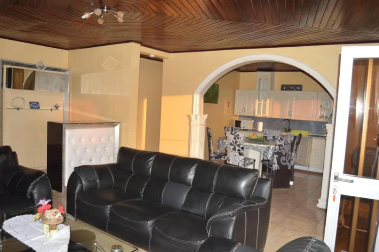 Résidence Hotelière Borel Denver Douala Exterior foto