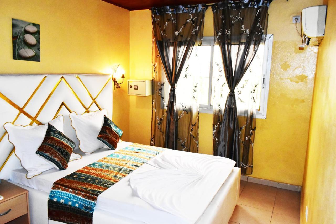 Résidence Hotelière Borel Denver Douala Exterior foto