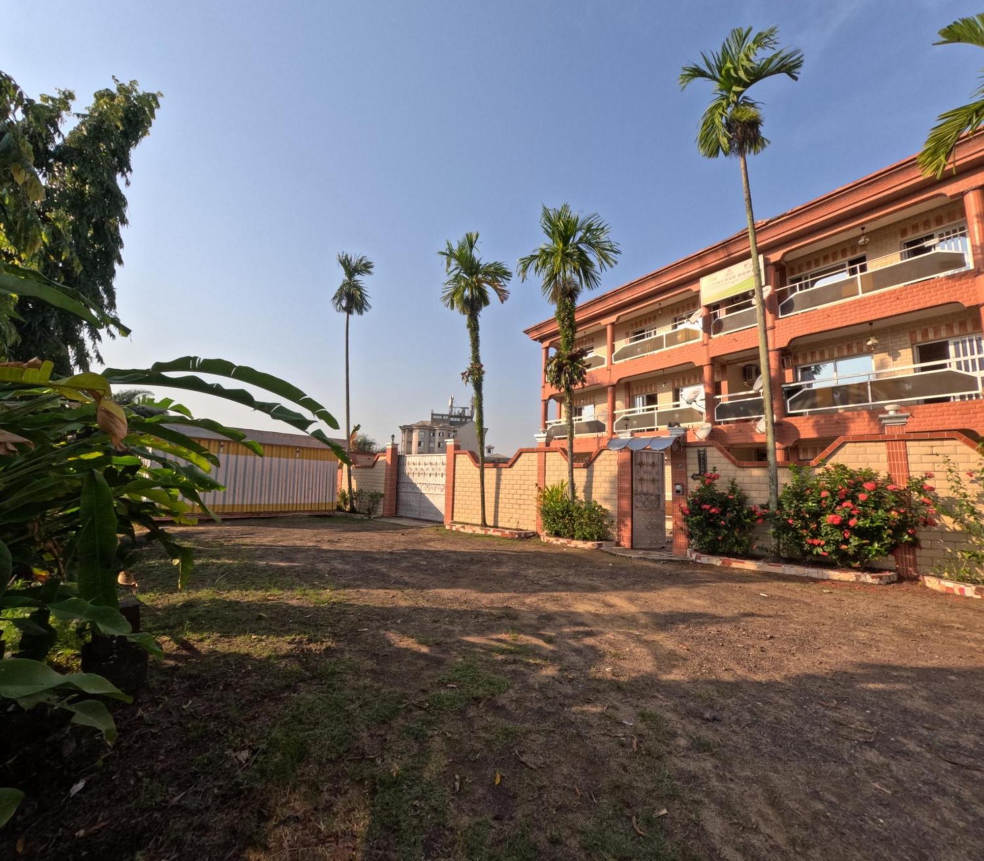 Résidence Hotelière Borel Denver Douala Exterior foto